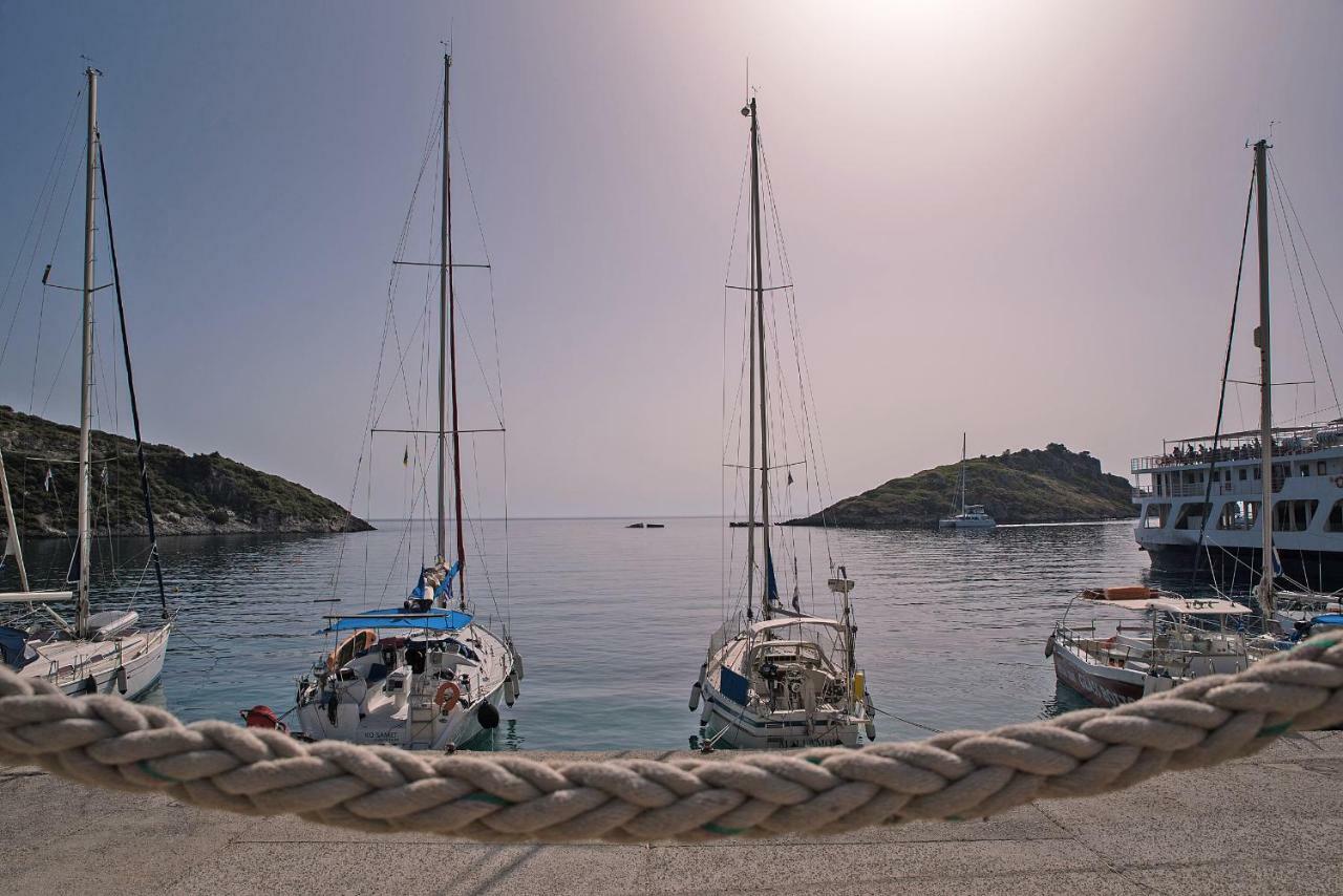 Coastal Paradise Found - Komis' Private Pool Retreat آغيوس نيكولاوس المظهر الخارجي الصورة